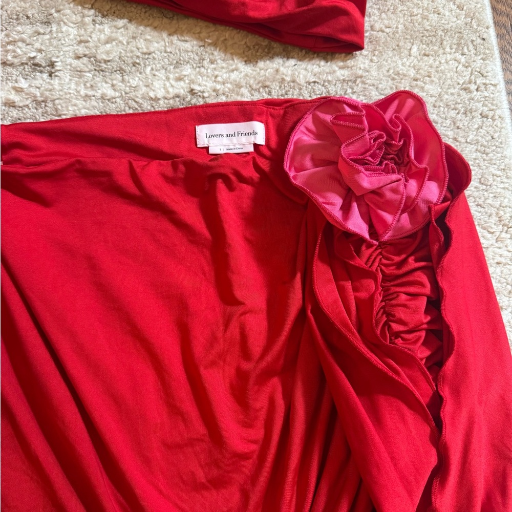 One-Shoulder Red Two Piece Set with Pink Rosettes - Picture 5 of 8